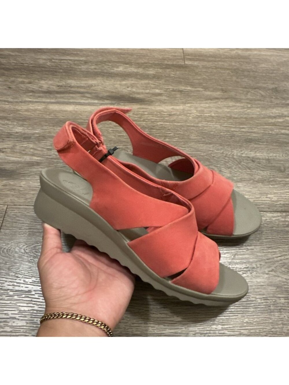 CLOUDSTEPPERS Clarks Wedge Sandals Caddell Bright Coral Slingback Women 9.5
